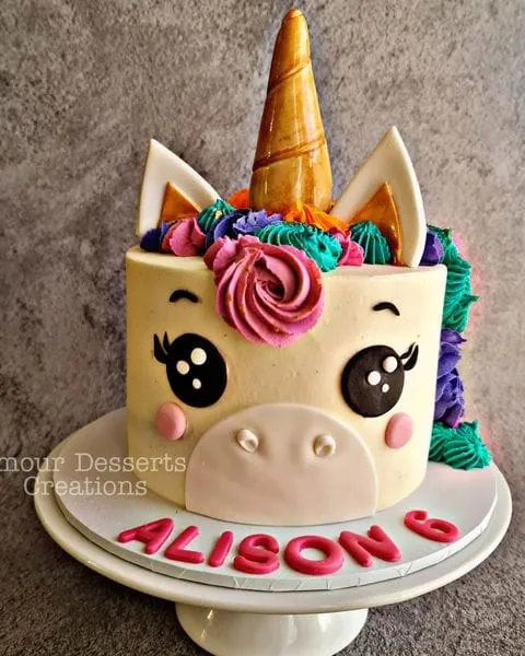 Fondant celebration cake made by Amour Desserts in Melbourne